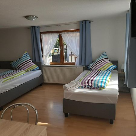 Gaestehaus Pension Waldhorn Weilen unter den Rinnen Exteriör bild